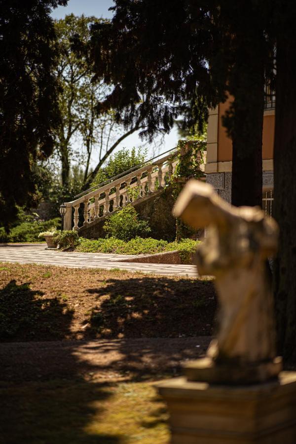 Villa Mimosa Au Lac - Estella Hotels Italia 토스콜라노마데노 외부 사진