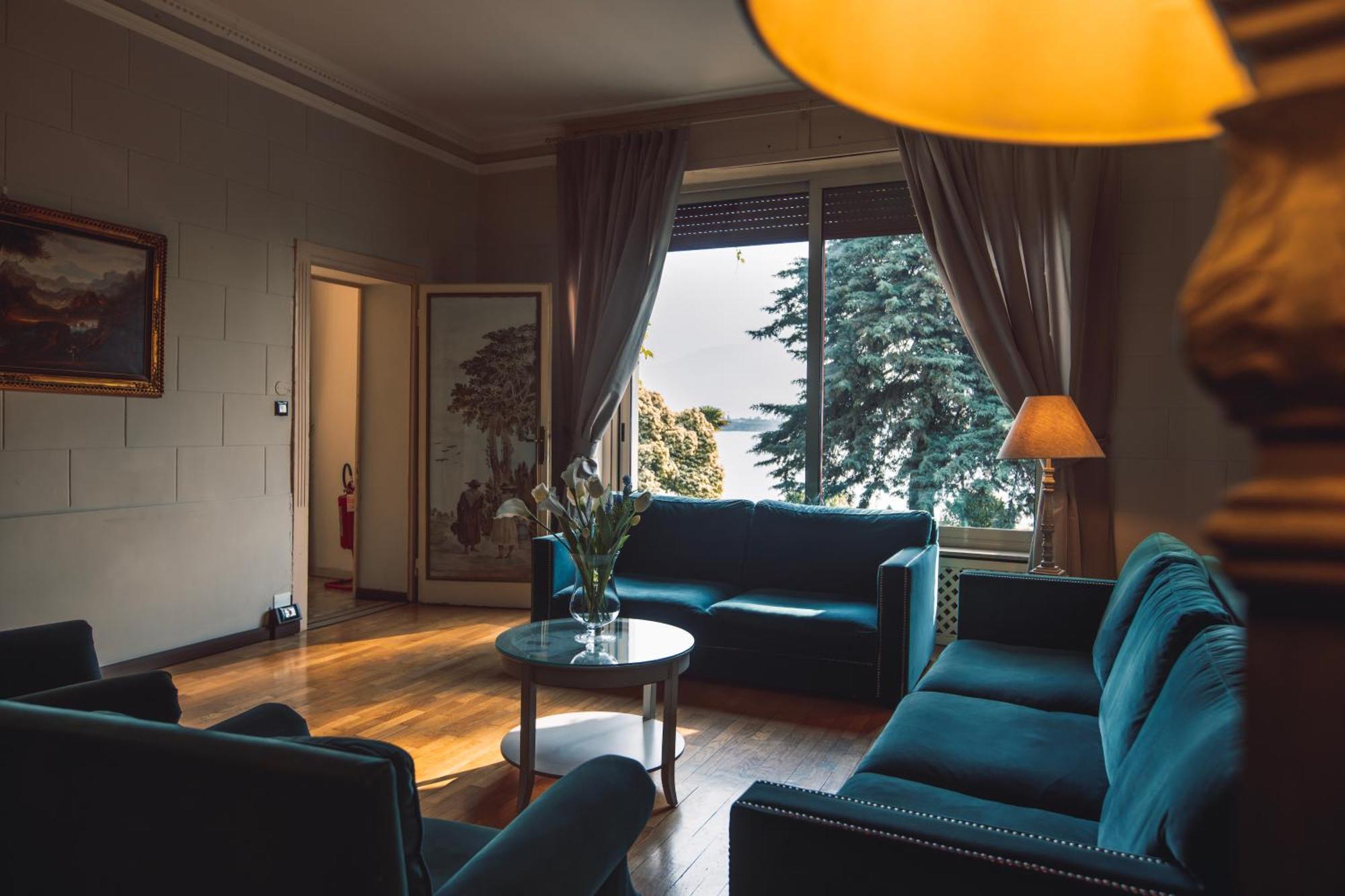 Villa Mimosa Au Lac - Estella Hotels Italia 토스콜라노마데노 외부 사진