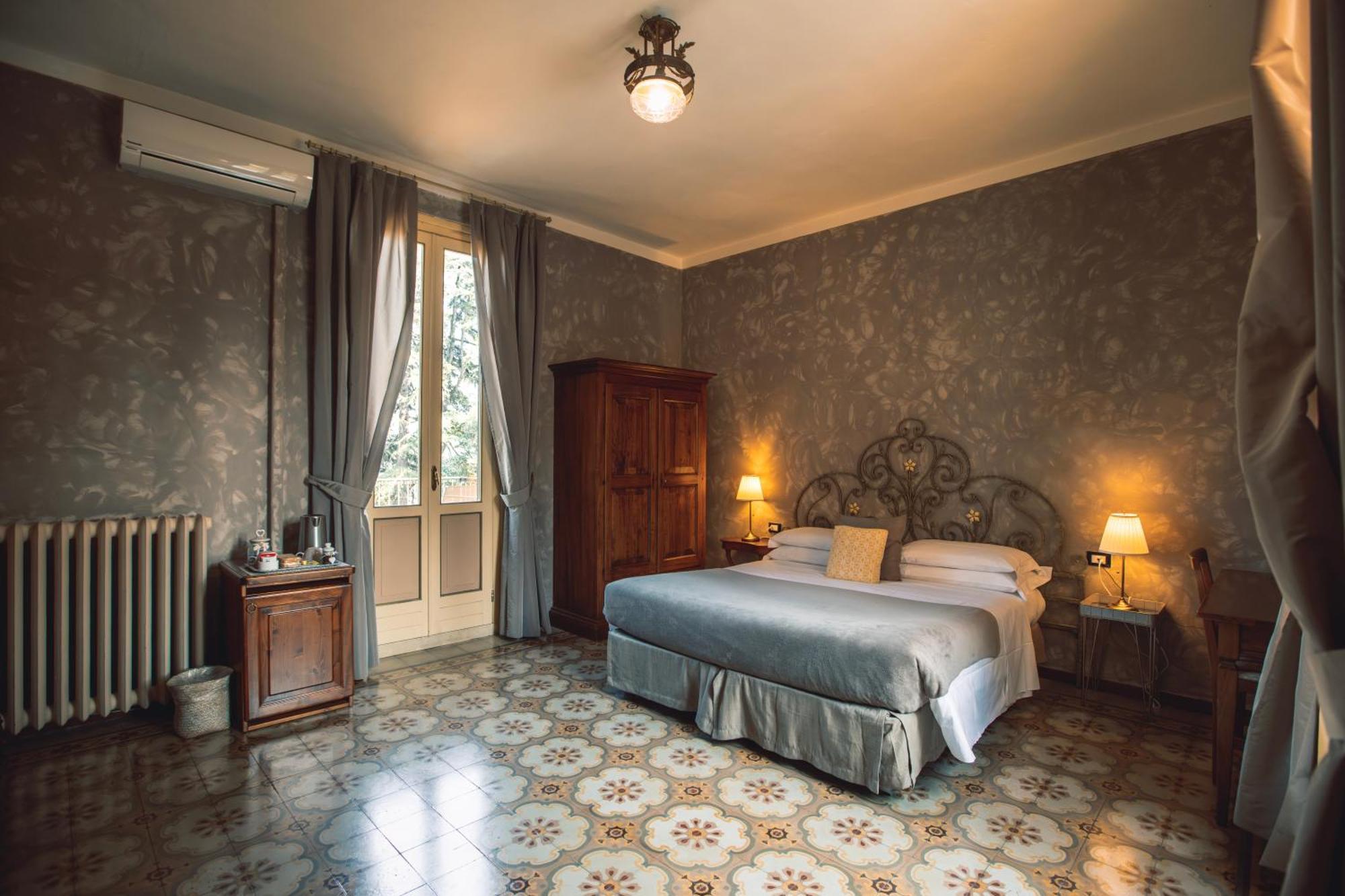 Villa Mimosa Au Lac - Estella Hotels Italia 토스콜라노마데노 외부 사진