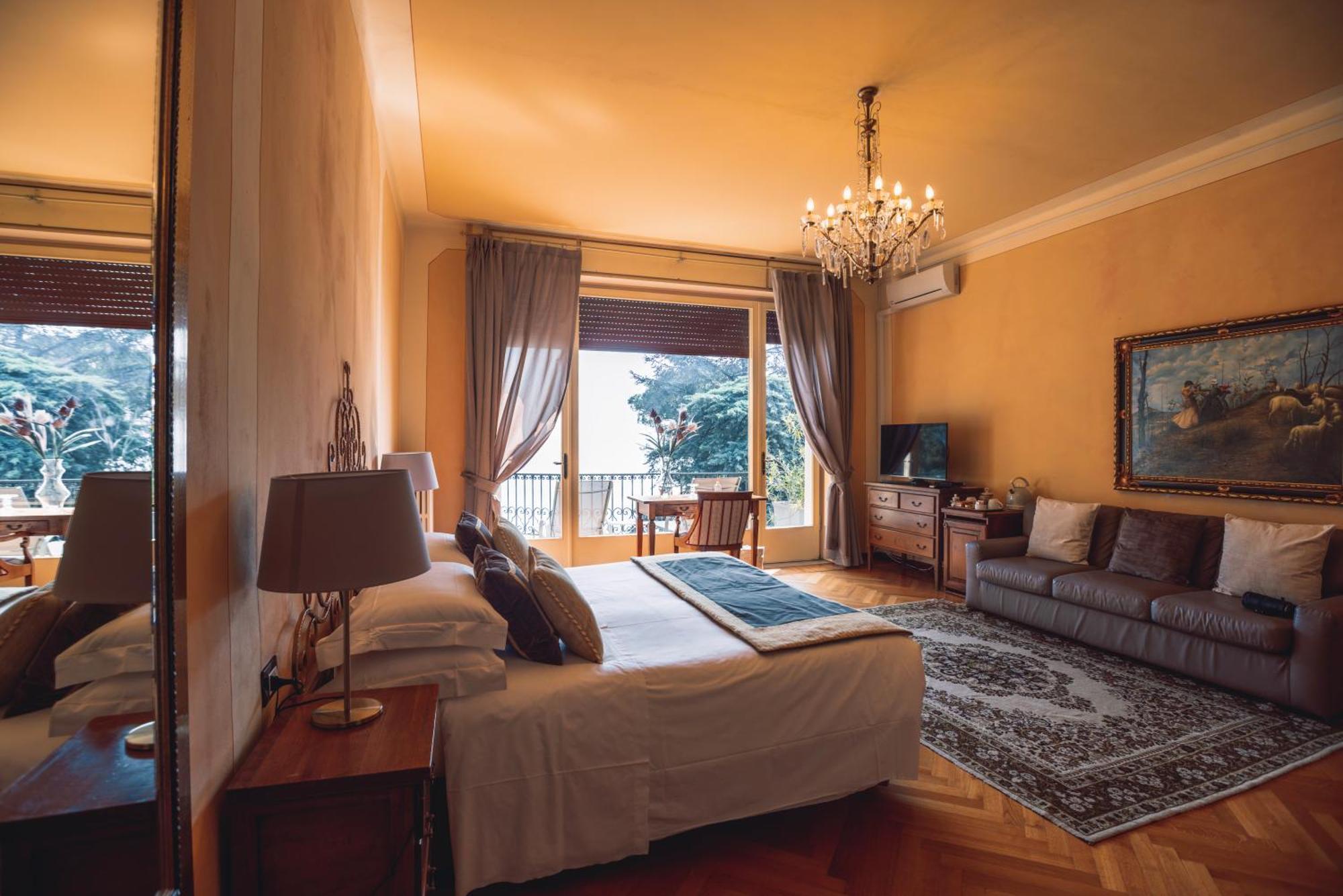 Villa Mimosa Au Lac - Estella Hotels Italia 토스콜라노마데노 외부 사진
